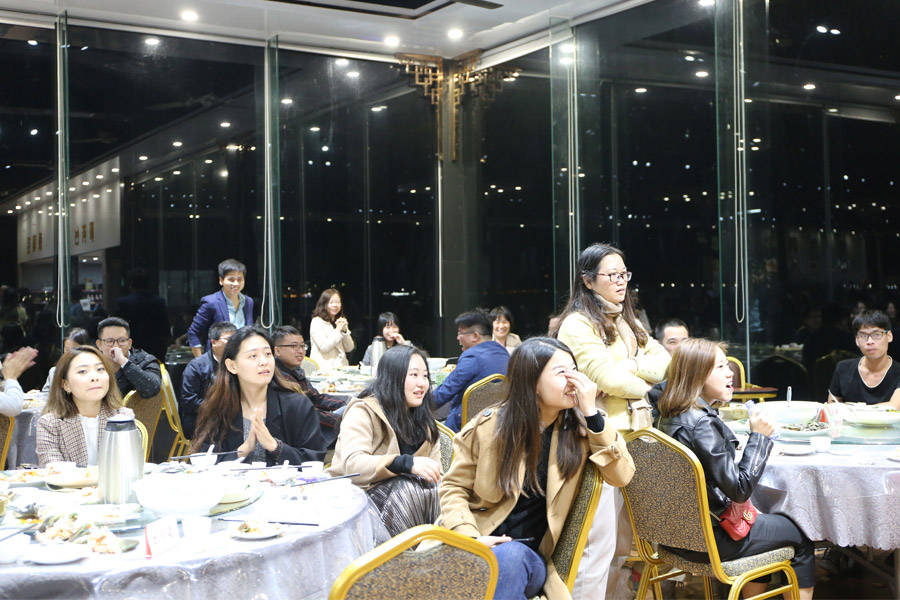 云里物里2019年年會盛典圓滿結束!